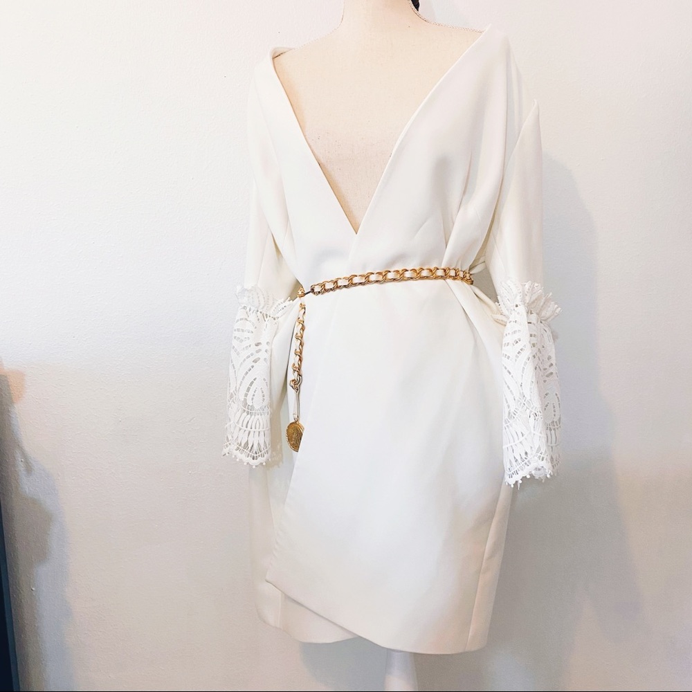 Vintage Tahari lace sleeve open jacket size 18